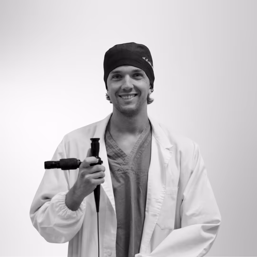 Dottor Alessandro Serblin otorinolaringoiatra chirurgia estetica rigenerativa Brescia